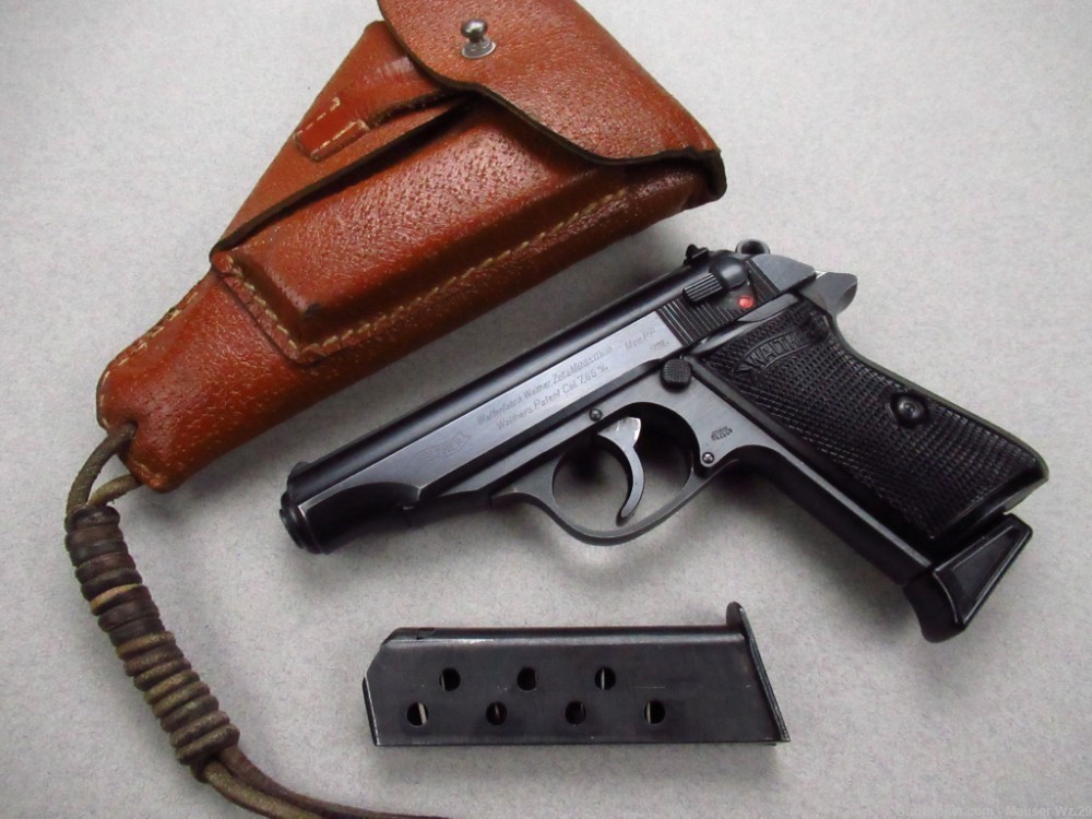Excellent 1944  WWII Walther PP RIG German pistol PPk 7.65mm Holster P38-img-0