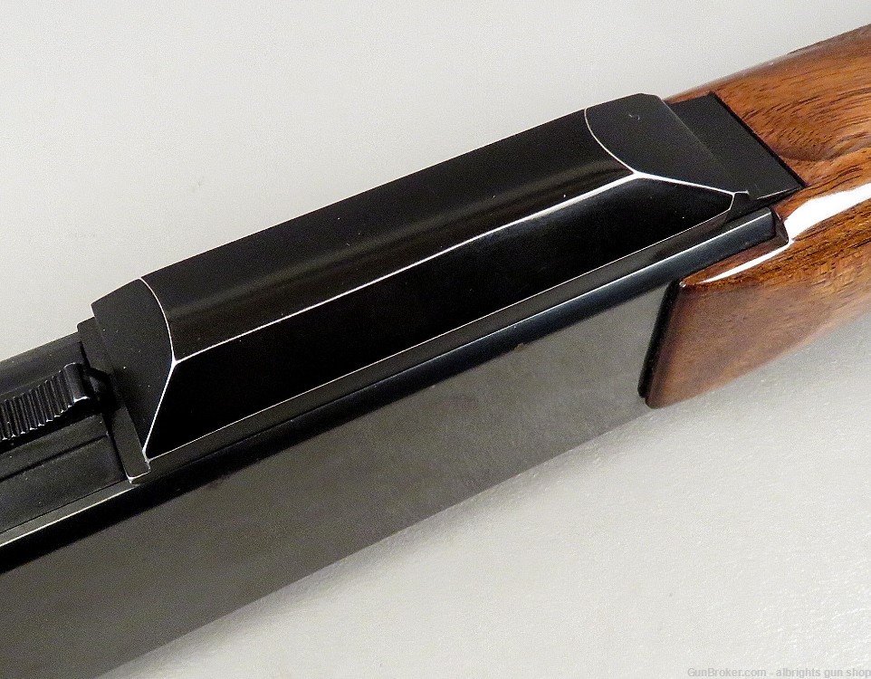 BROWNING BAR Semi Auto RIFLE in 300 WIN MAG Made in BEGIUM-img-60