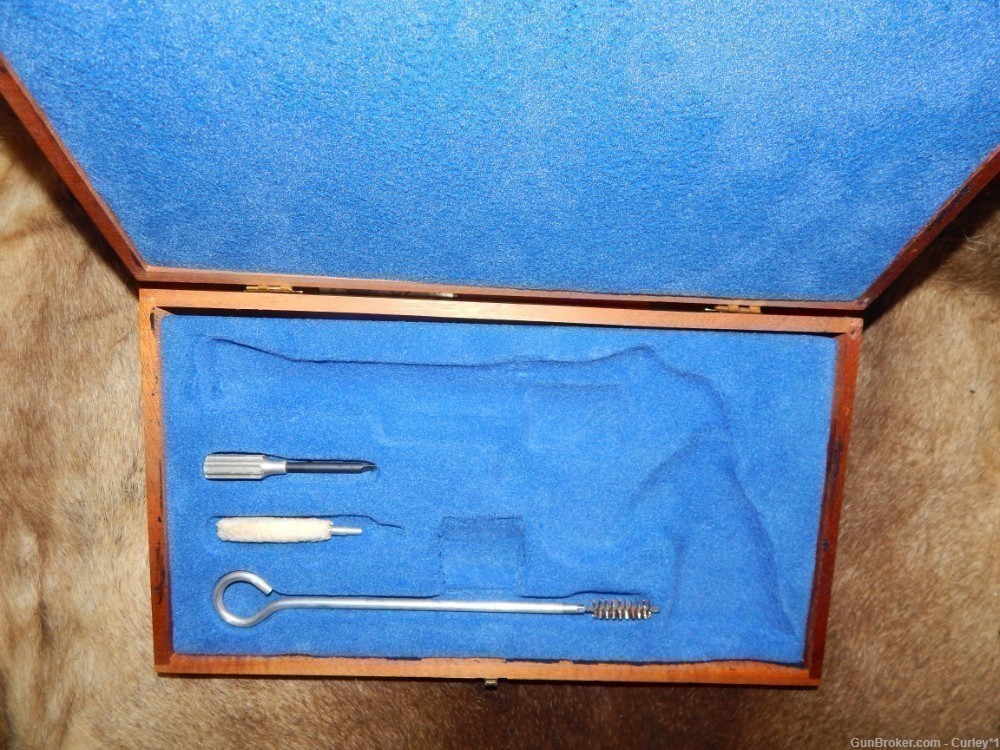 Smith and Wesson Display box and tools-img-4