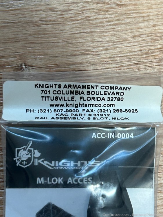 New in Package Knight Armament/KAC M-LOK 3" Rail Section (5 Slot) PN:31912-img-3