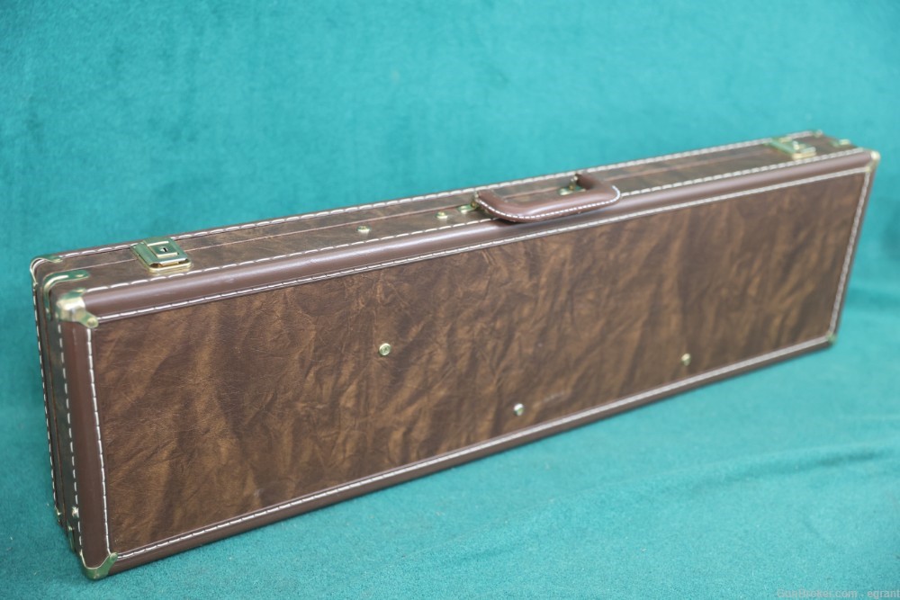 Browning Hard Case OU shotgun 32" high condition Minty-img-3