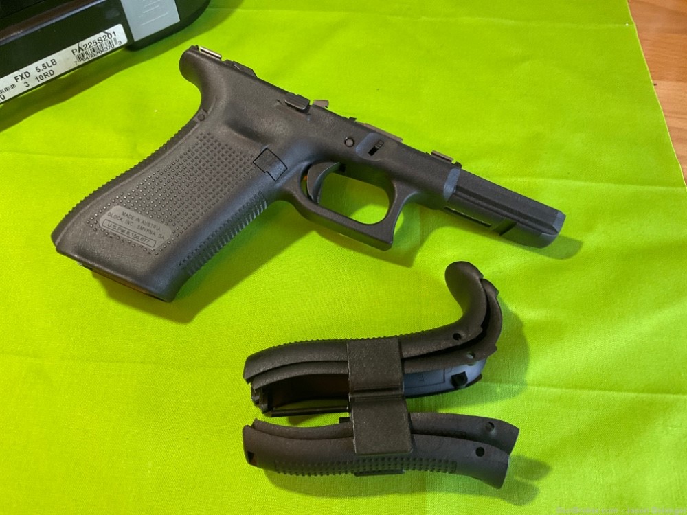 New Glock 22 Gen 5 Complete Frame -img-4