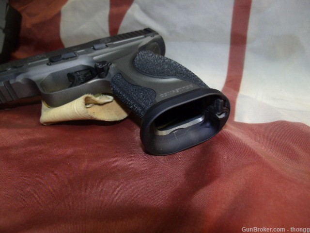 Smith & Wesson M&P 9 2.0 Metal Competitor-img-16