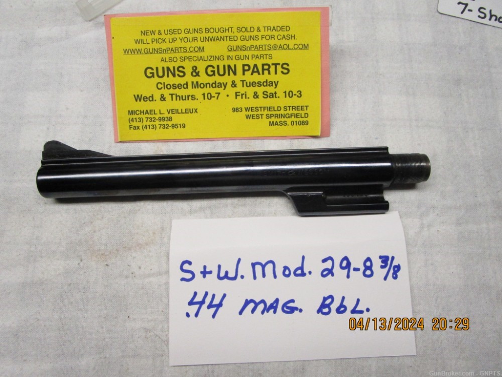Smith & Wesson model 29-8 3/8'' .44 mag pin barrel.-img-2