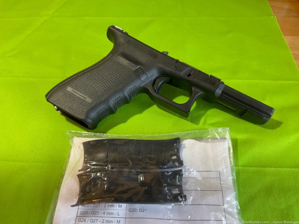 Glock 21 Gen 4 Complete Frame in Excellent Condition -img-4