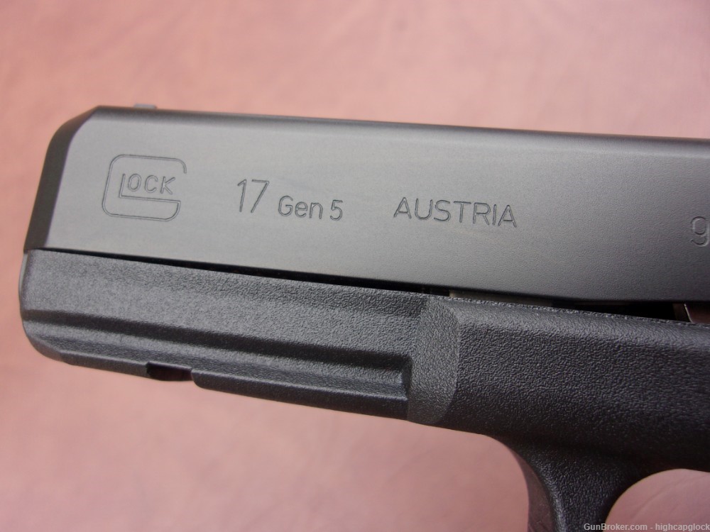 Glock 17 Gen 5 9mm 4.5" Semi Auto Pistol 99.9% Maybe Unfired $1START-img-5