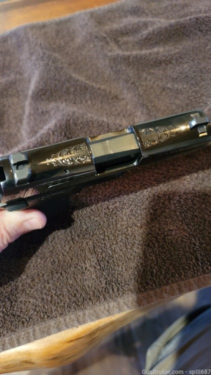 Sig P938 Nitron Engraved 9mm Meprolight sights W/ Custom leather holster -img-2