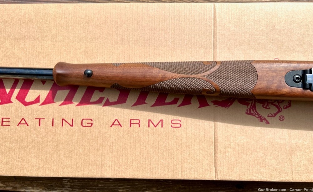 Winchester 70 Featherweight 7mm-08 Remington 22" Barrel  NIB NICE WOOD+-img-11