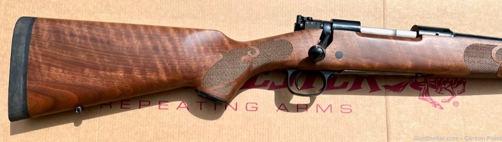 Winchester 70 Featherweight 7mm-08 Remington 22" Barrel  NIB NICE WOOD+-img-3