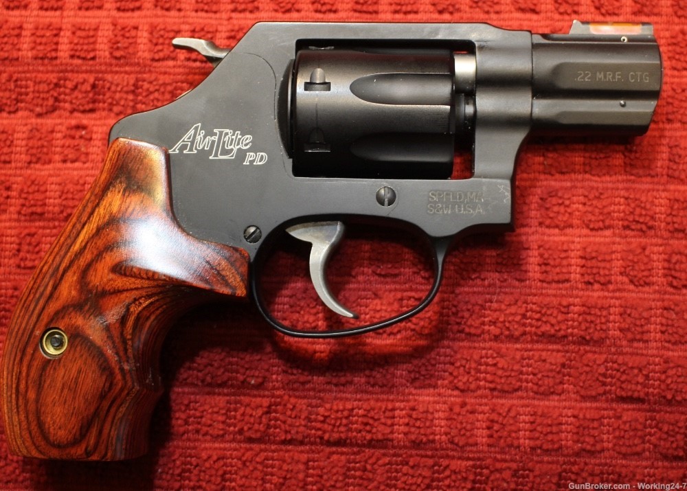Smith & Wesson 351PD Airlite .22 WMR DA Revolver 7rd Black 160228-img-14
