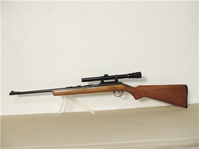 Daisy VL Presentation Rifle Walnut Stock Near Mint .22 Caseless 1968 C&R