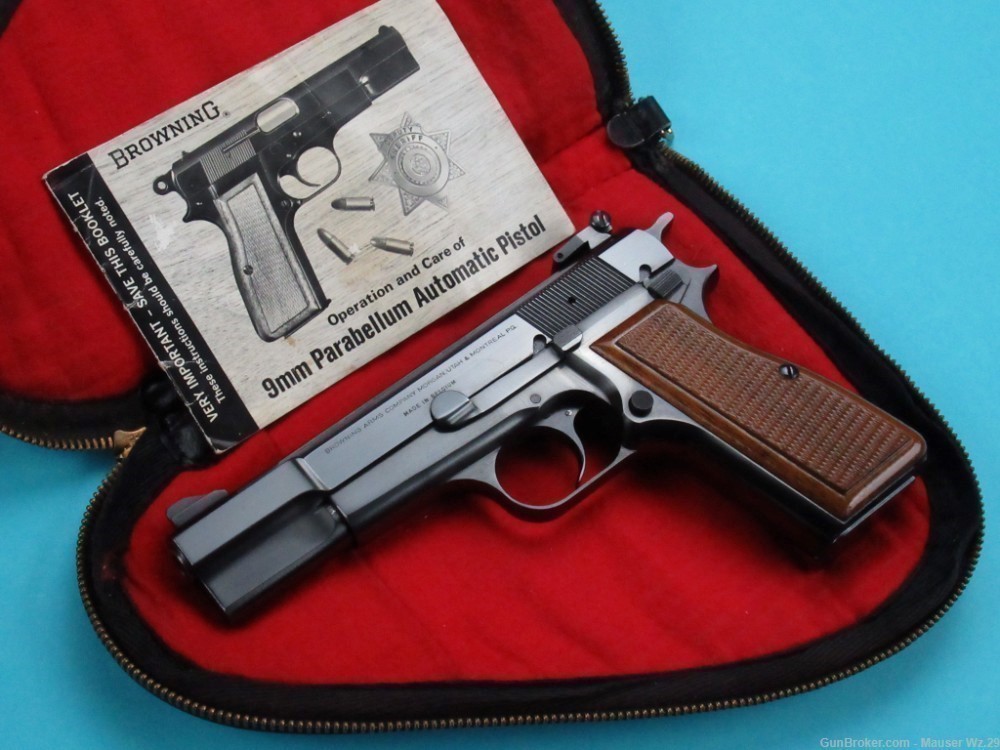 Very Nice 1971 Browning Hi Power Belgian pistol 9mm Luger BHP Mauser-img-0