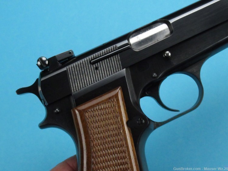 Very Nice 1971 Browning Hi Power Belgian pistol 9mm Luger BHP Mauser-img-52