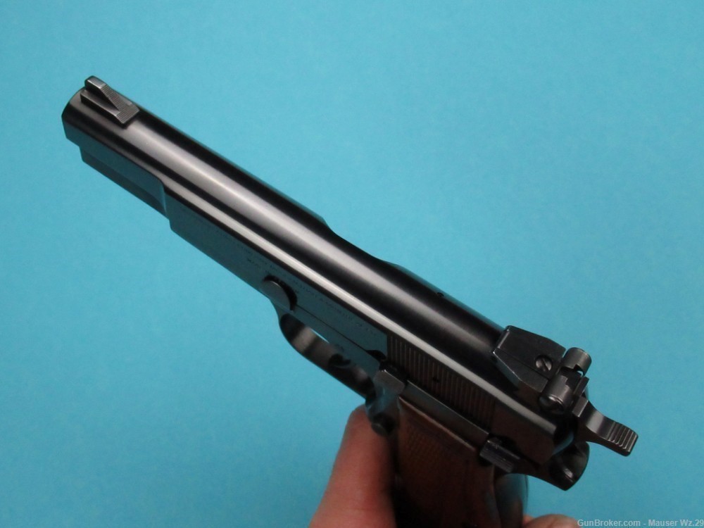 Very Nice 1971 Browning Hi Power Belgian pistol 9mm Luger BHP Mauser-img-22