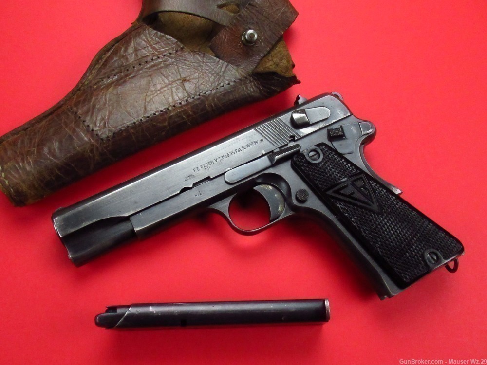 Early production 1941 German Occupation Radom VIS Polish WWII 9mm Luger P38-img-0