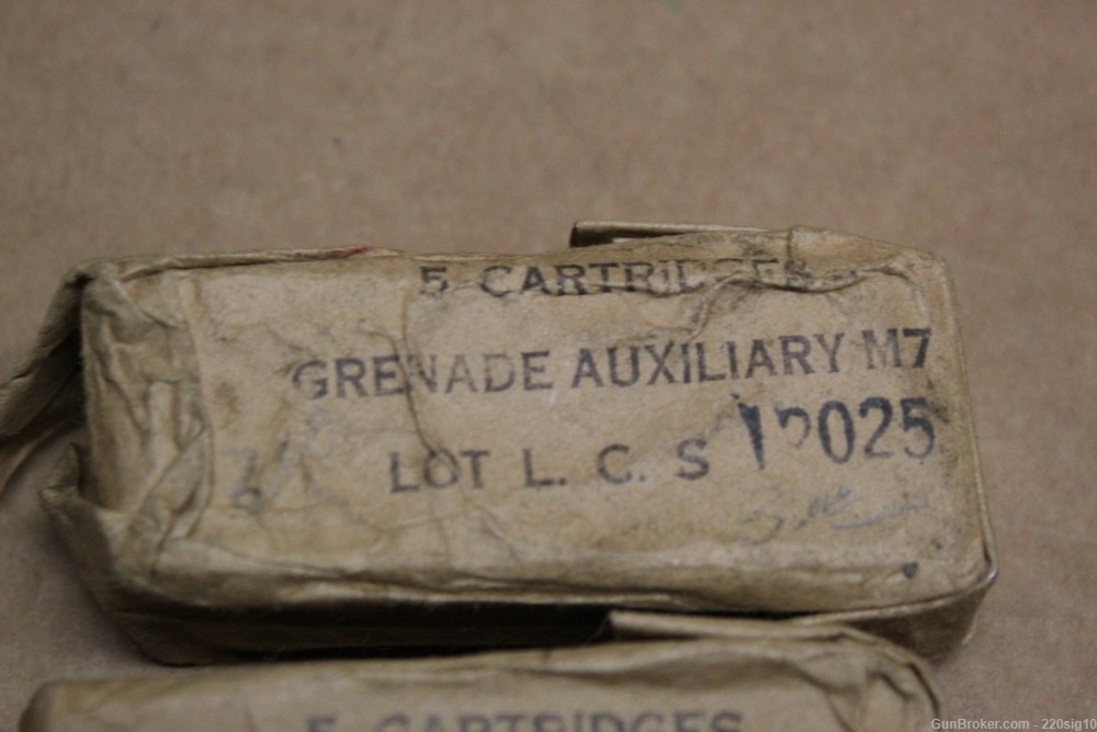 WW2 M7 Auxiliary Grenade Launching Blanks 2 Sealed Packs Of 10-img-2