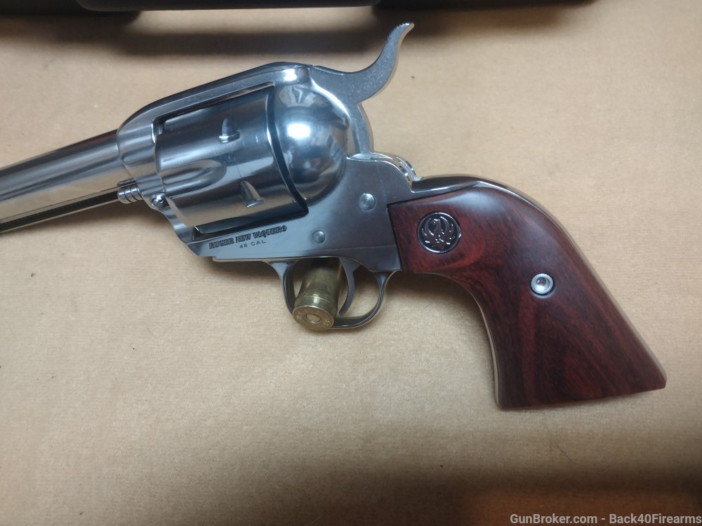 NEW Ruger Vaquero 45 Long Colt 5.5" 6-RD Stainless Revolver-img-4