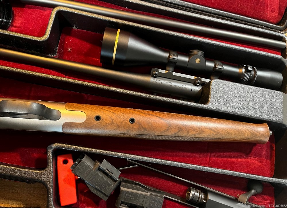 Blaser R93 Super Deluxe .300WBY and .257WBY (2 scopes) BEAUTIFUL-img-12