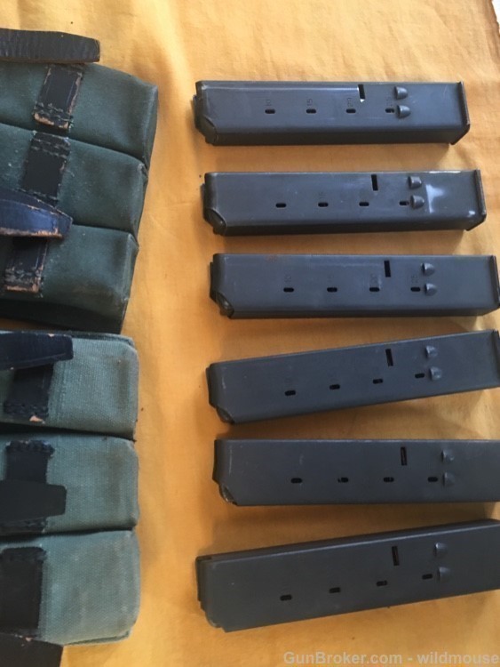 6 Uzi 25 rnd mags in original pouches , exc cond -img-6