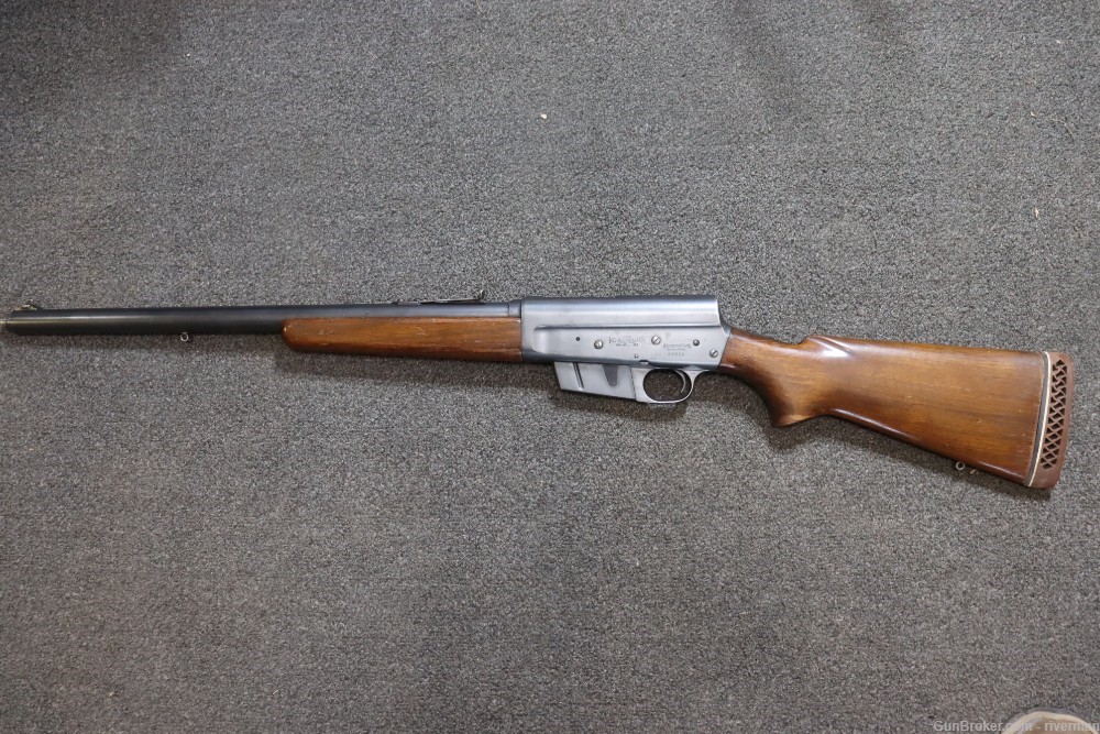 Remington Model 81 Semi Auto Rifle Cal. 35 Remington (SN#29656 code KL)-img-5