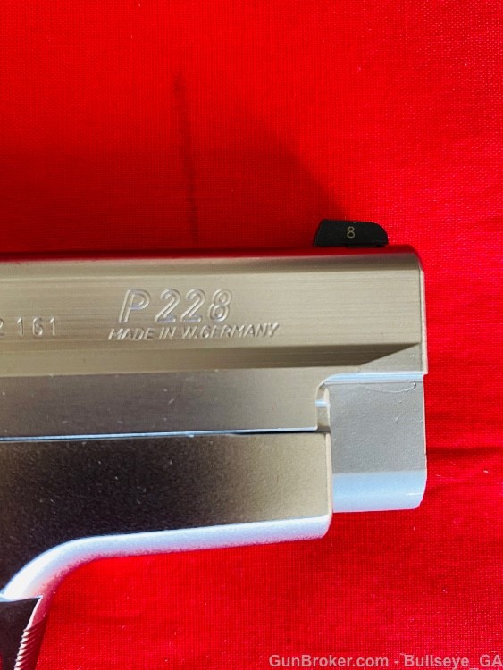 Sig Sauer P228 West German "KB" 1991 9mm NICKEL & Wood Grips * MINT *-img-14