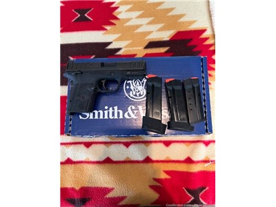 Smith and Wesson Equalizer 