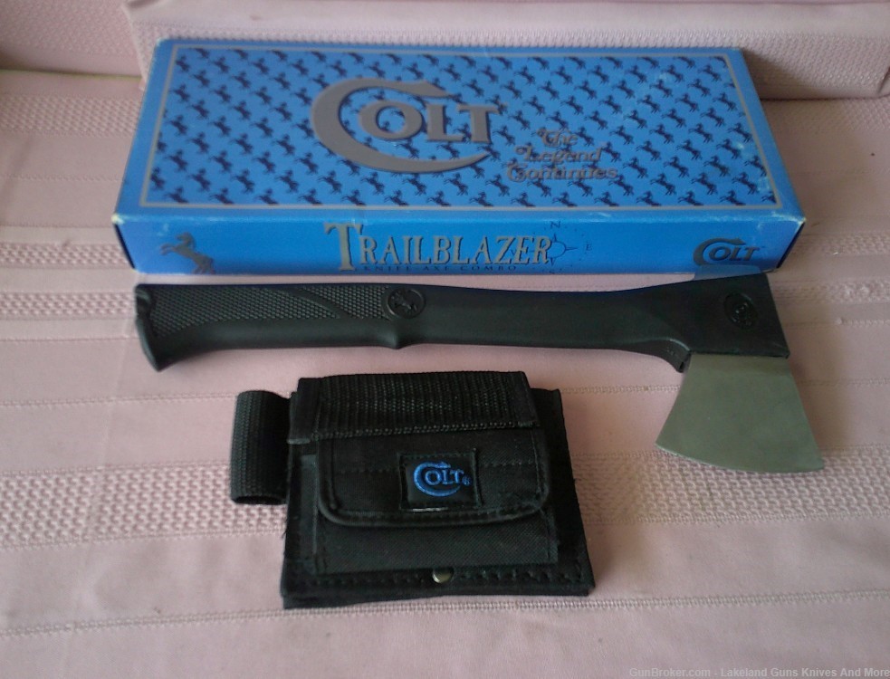 WOW! Uber RARE Complete In Box COLT CT2 Trailblazer Axe & Knife Combo!-img-7