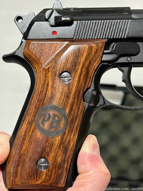 Beretta 92FS 9mm 92 FS similar to 92F 92 F Made in Italy Nice Italian made -img-7