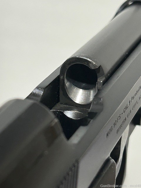 Beretta 92FS 9mm 92 FS similar to 92F 92 F Made in Italy Nice Italian made -img-23