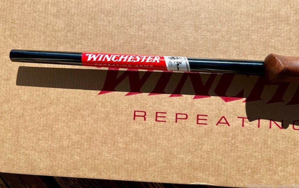 Winchester 70 Featherweight 308 WIN  22" Barrel Walnut NIB NICE WOOD +-img-9