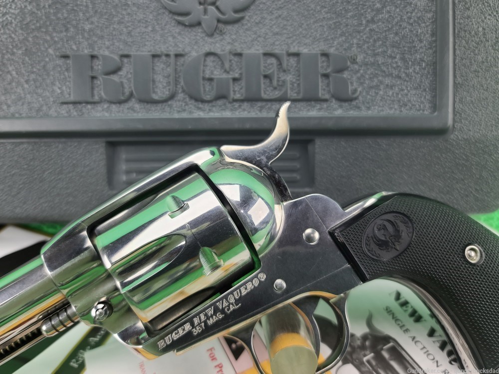 Ruger VAQUERO 357 Magnum 5 1/2" BRIGHT STAINLESS In Original Box Born 2005-img-33