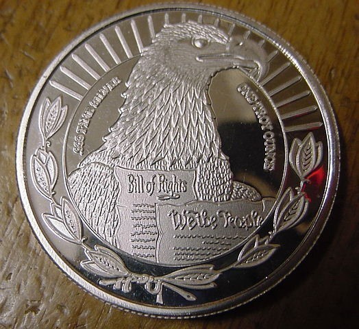 2nd Amendment  1 Troy Oz Silver Coin-img-1