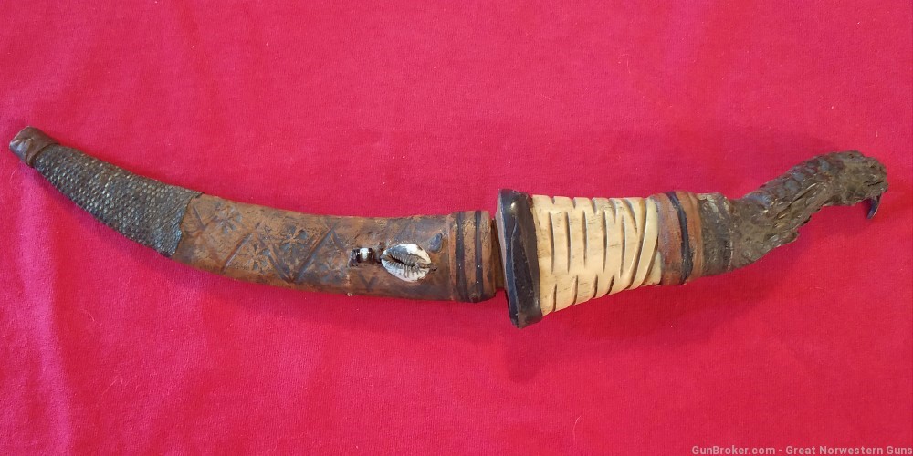 Antique alligator dagger & sheath should be in a museum-img-0