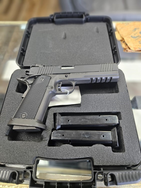 Armscor Rock Island TAC 2011 VZ 9mm 3 mags in box-img-0