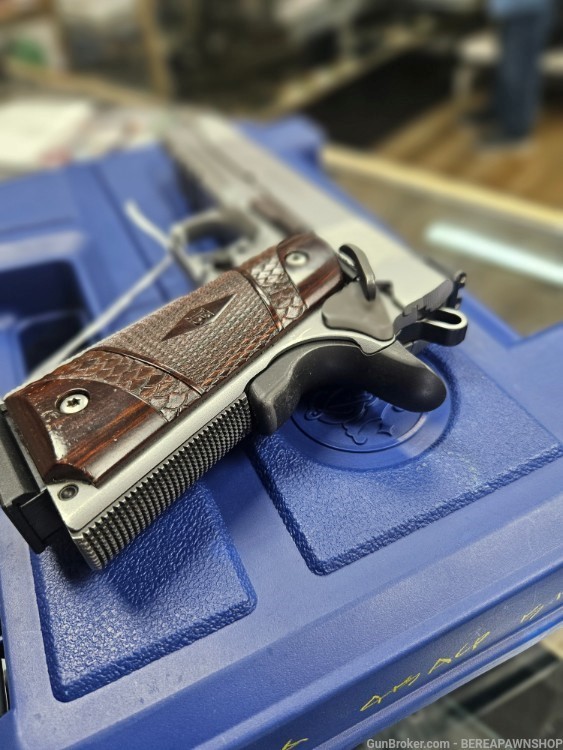 Smith and wesson SW1911TA 45ACP E SERIES in box-img-7