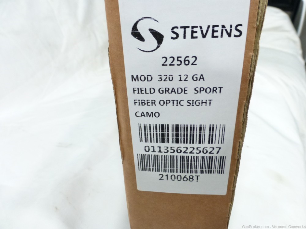 NIB Stevens 320 Field Grade Sport 12 GA Pump Action Fiber Optic Sight 22562-img-9