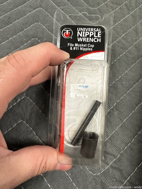 BRAND NEW T/C UNIVERSAL NIPPLE WRENCH NEW OLD STOCK-img-0