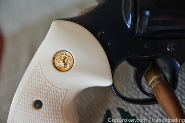 Colt Python revolver 6 inch 357 Mag Super Cond-img-10