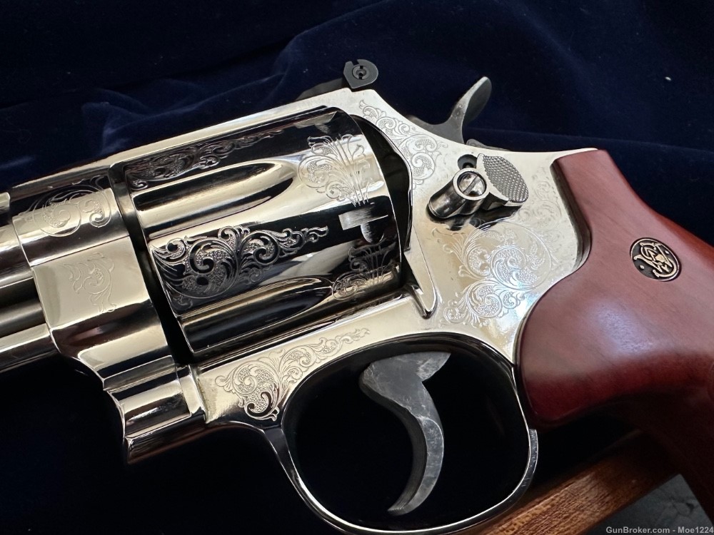 S&W Revolver .44 mag chrome engraved limited edition-img-27