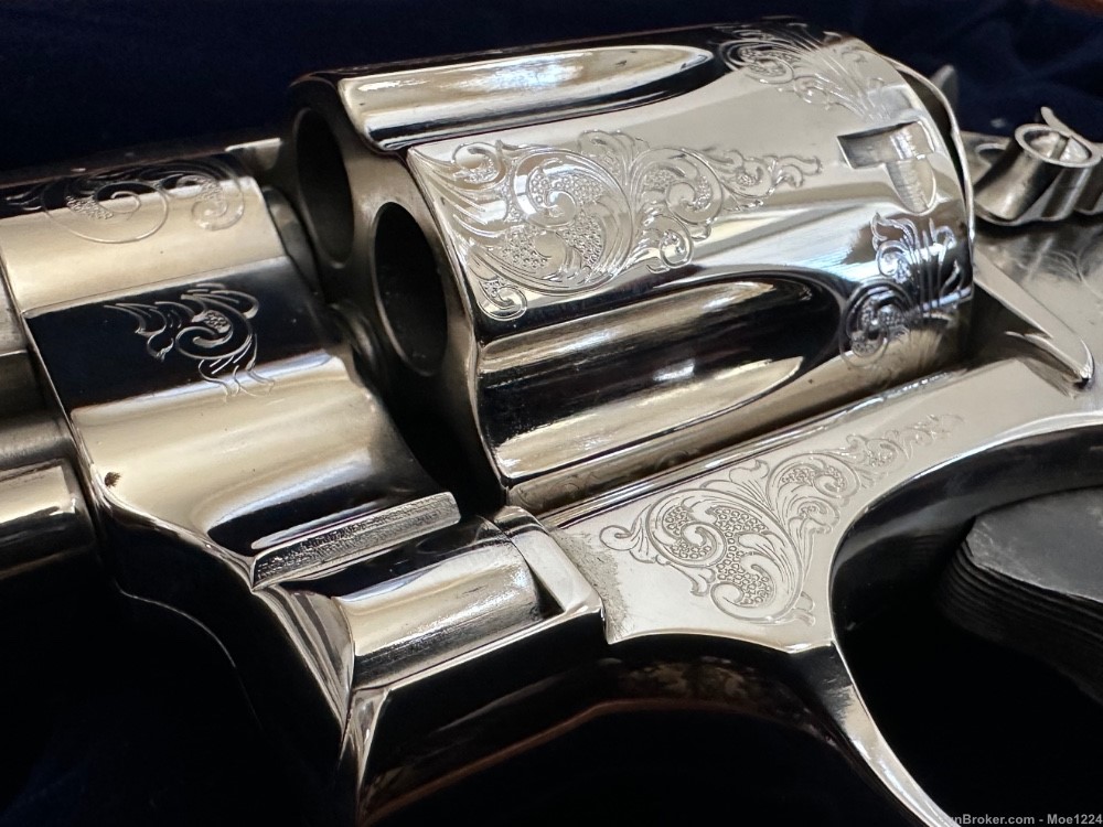 S&W Revolver .44 mag chrome engraved limited edition-img-19