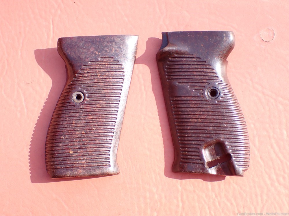 GERMAN WWII P38 MAUSER BYF 44 ORIGINAL 9MM FACTORY PARTS-img-55