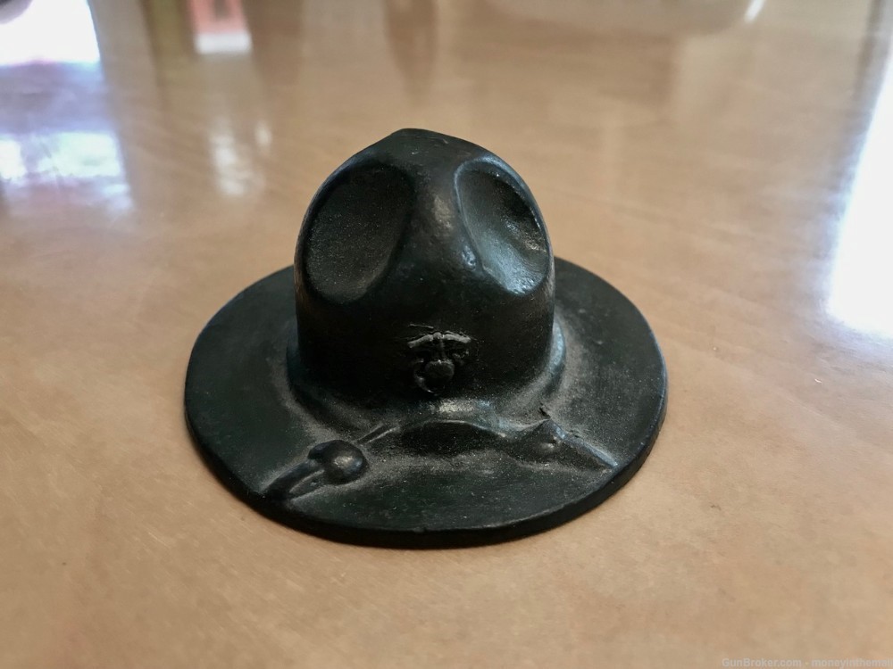 Vintage Cast Iron USMC Campaign Hat Paperweight Marine Smoky Bear Cover-img-1