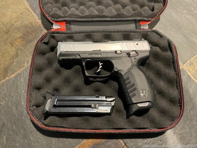 Ruger SR22 22LR Semi-Auto Pistol with Ruger carry case-img-3