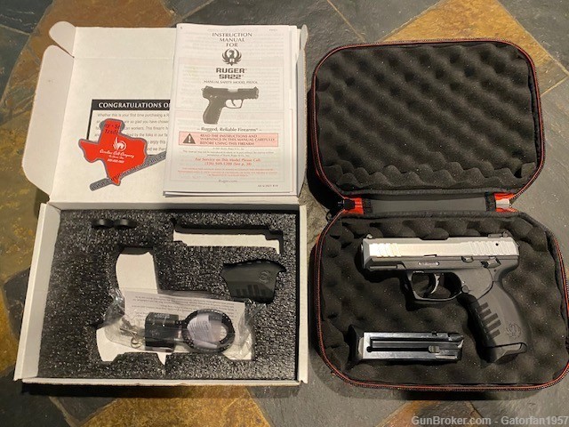 Ruger SR22 22LR Semi-Auto Pistol with Ruger carry case-img-0