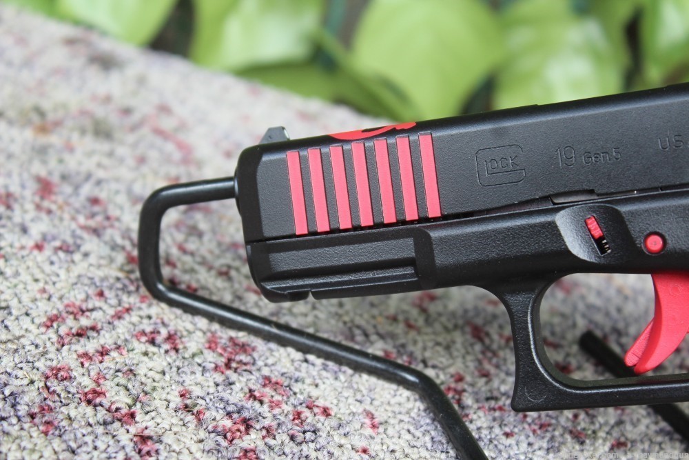 New Glock 19 Gen 5 Duracoat Custom Punisher 3 Mags Case 9mm-img-4