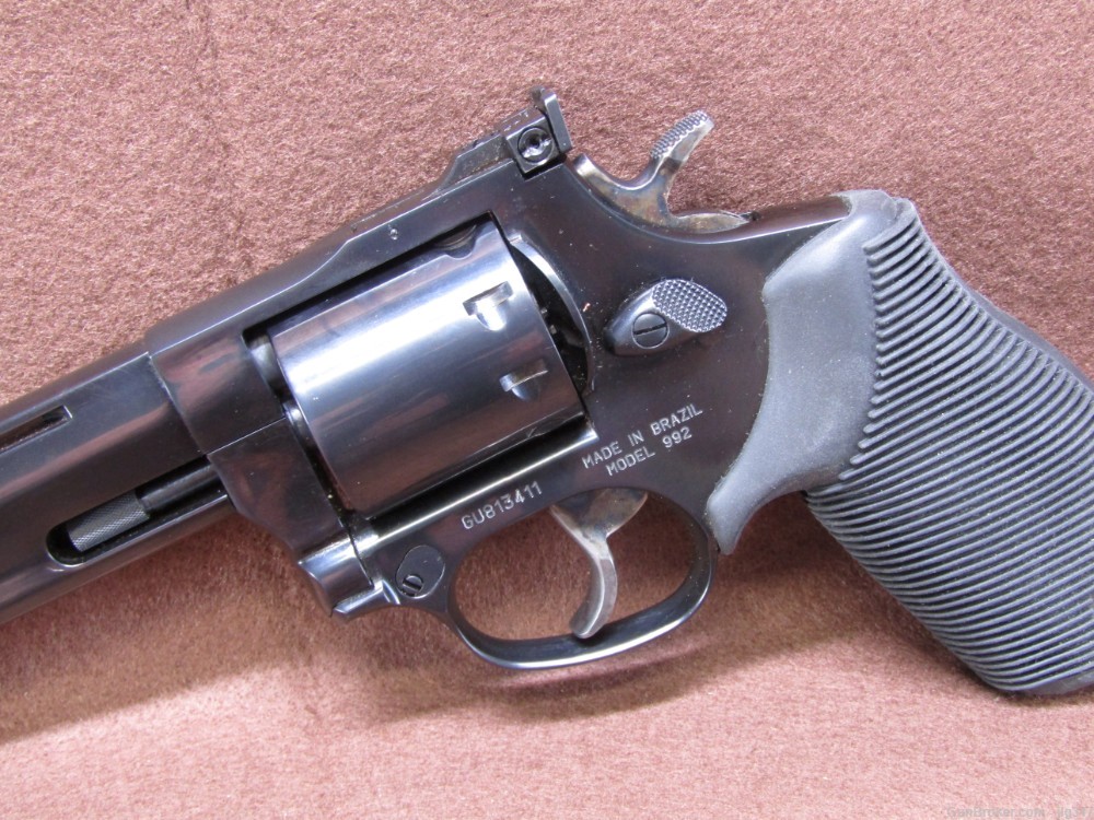Taurus 992 Tracker 22 LR/Mag 9 Shot Single/Double Action Revolver-img-10