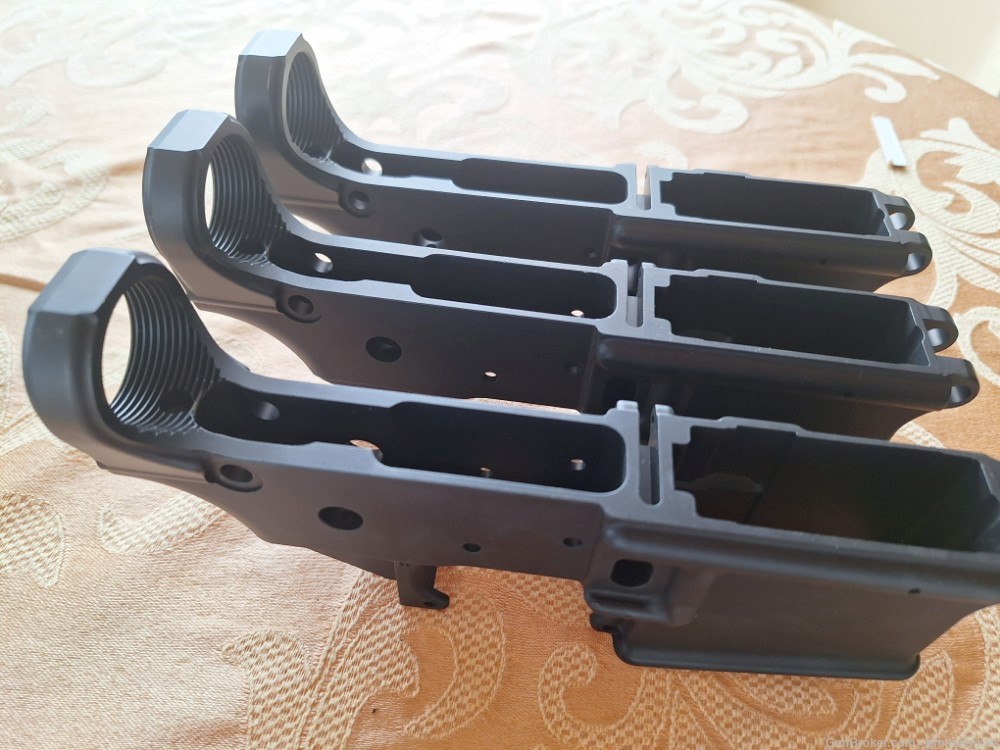 *NEW* 3 pack of Anderson AM-15 AR15 AR-15 Stripped Lower Receivers-img-3