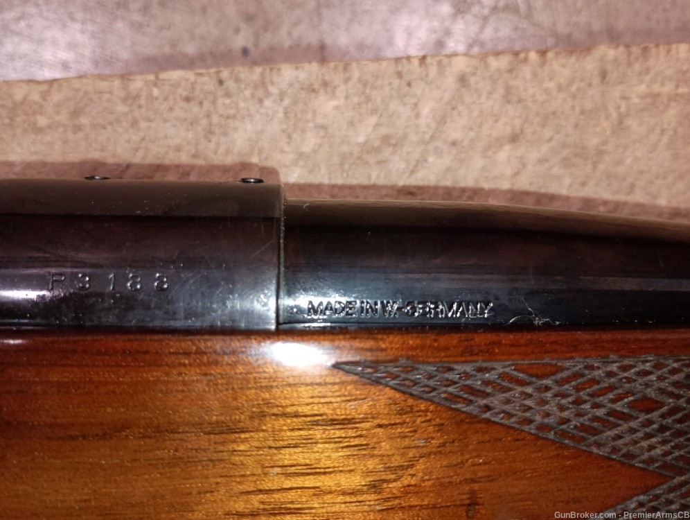 Weatherby Mark V Deluxe .300 Weatherby Mag (West German made)-img-3