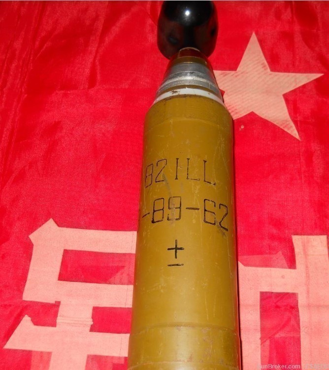 CHINESE 82mm PHOSPHORUS INCENDIARY ILLUM  MORTAR WITH PAYLOAD CHUTES-img-2