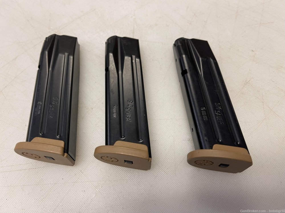 Lot of (3) Sig Sauer P320 M17/M18 17rd 9mm Factory Magazines NO CC FEES-img-0